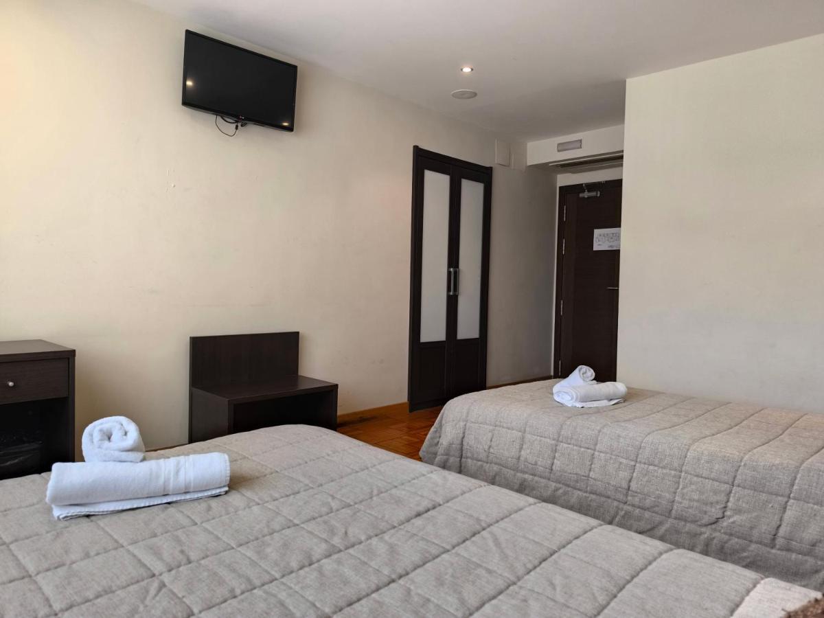 Hotel Santa Barbara Andorra Ngoại thất bức ảnh